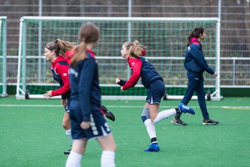 Bild 11 - wBJ VfL Pinneberg - St. Pauli : Ergebnis: 7:0 (Abbruch)